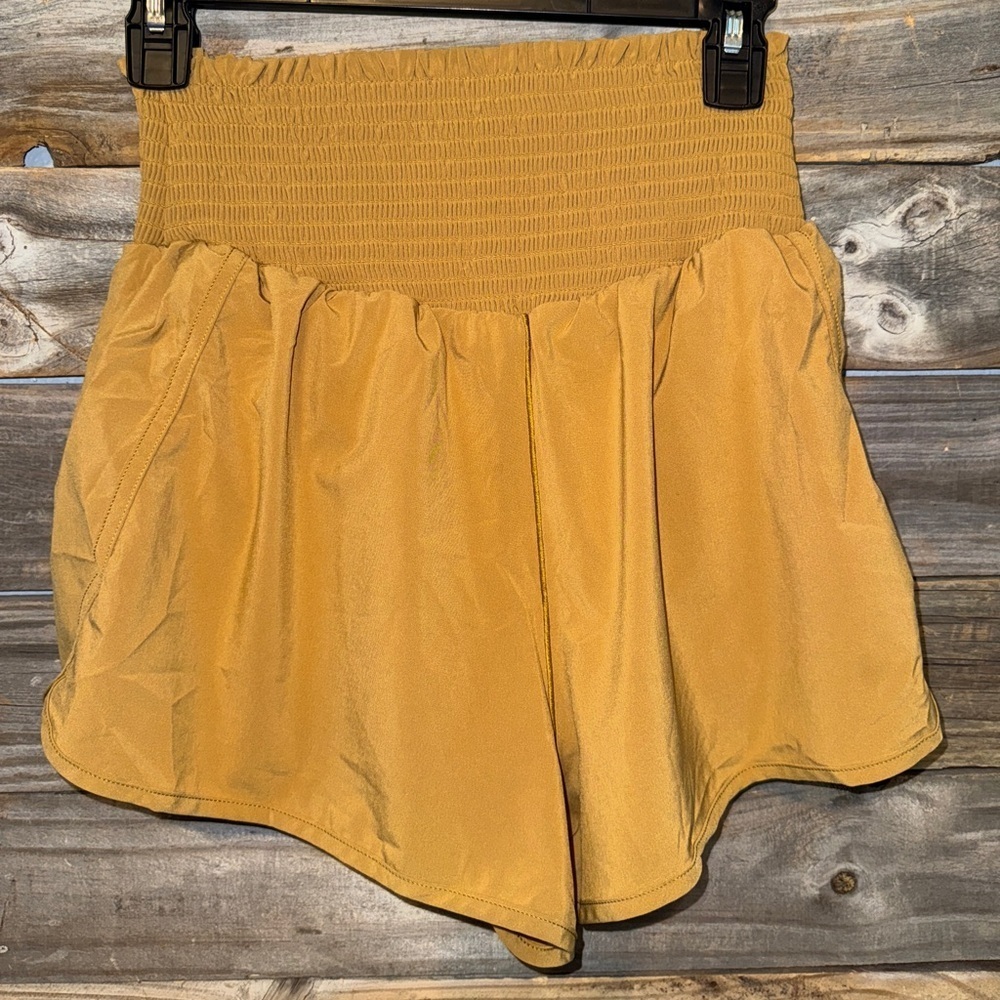 Offline by Aerie Women's M Real Me Smocked Running gold like color Shorts